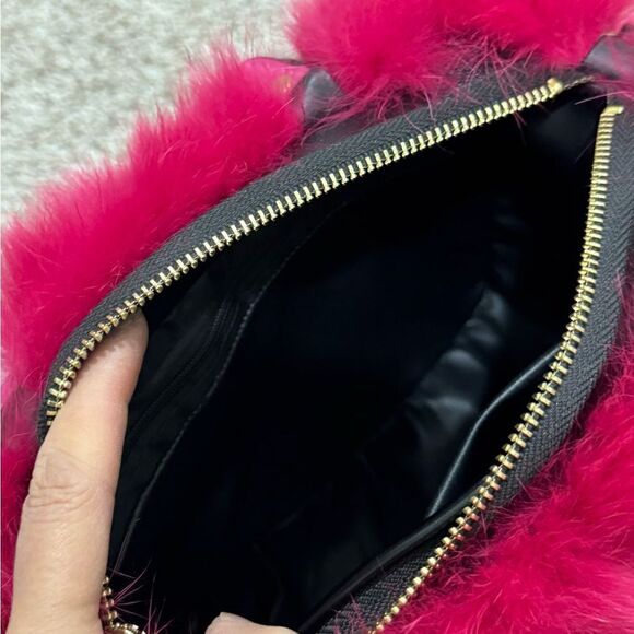 One of a kind! Luxury Dyed Real Fox Fur Leather Handle Satchel - Picture 15 of 15